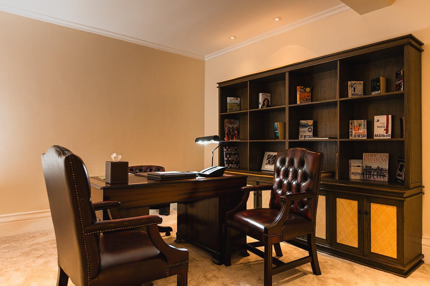 Hotel Hemingways Nairobi Extérieur photo